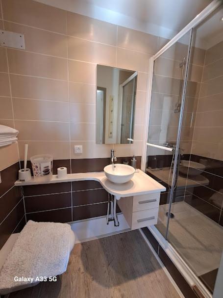 Chez Christine Et Fabrice Font-Romeu-Odeillo-Via